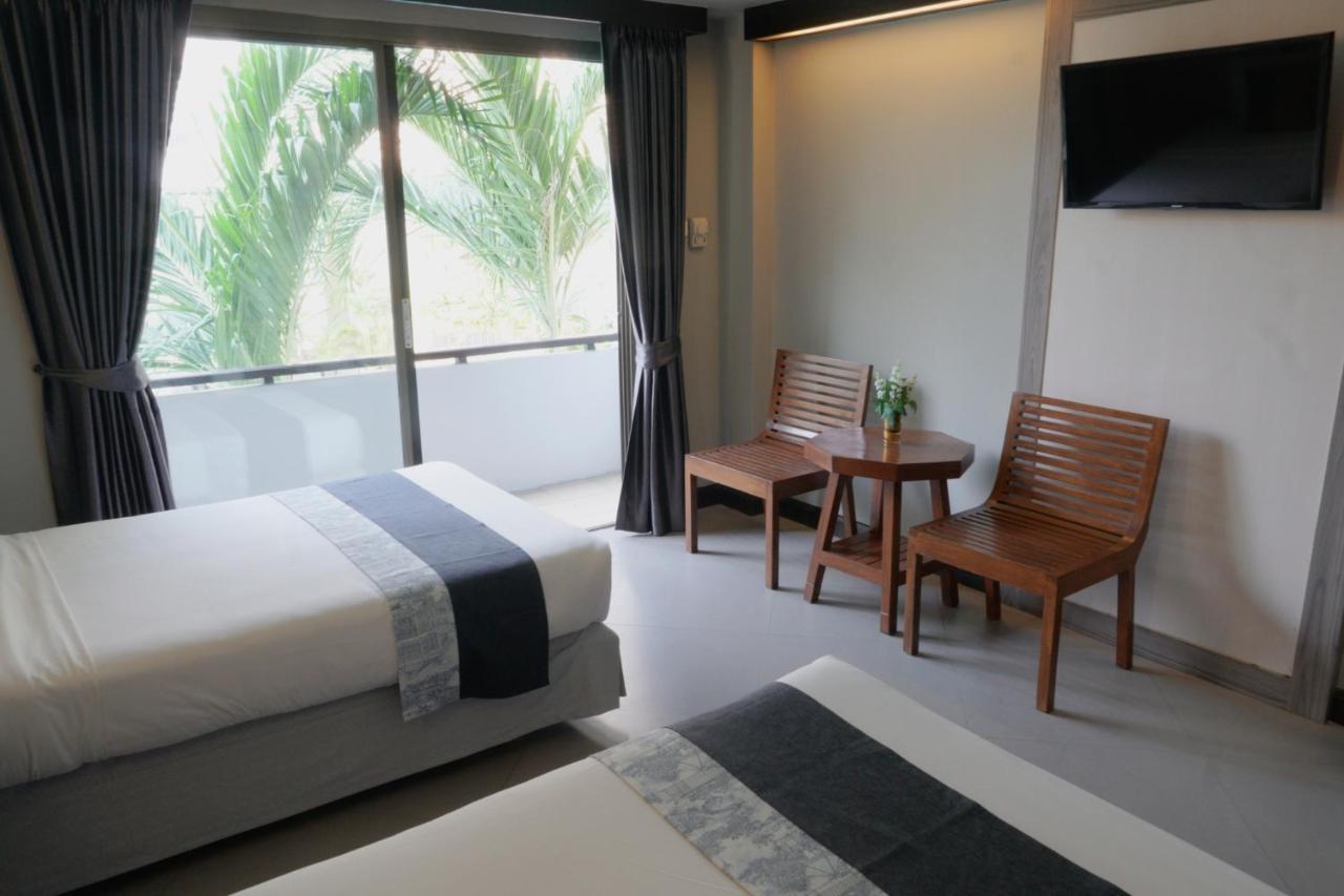ซีบรีซ จอมเทียน 4* Pattaya