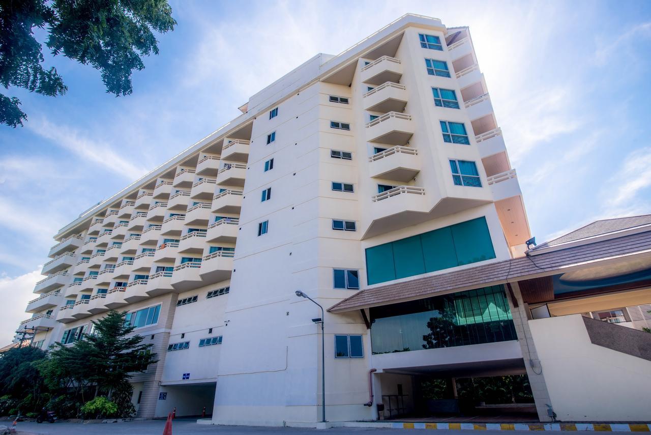 โรงแรม ซีบรีซ จอมเทียน Pattaya